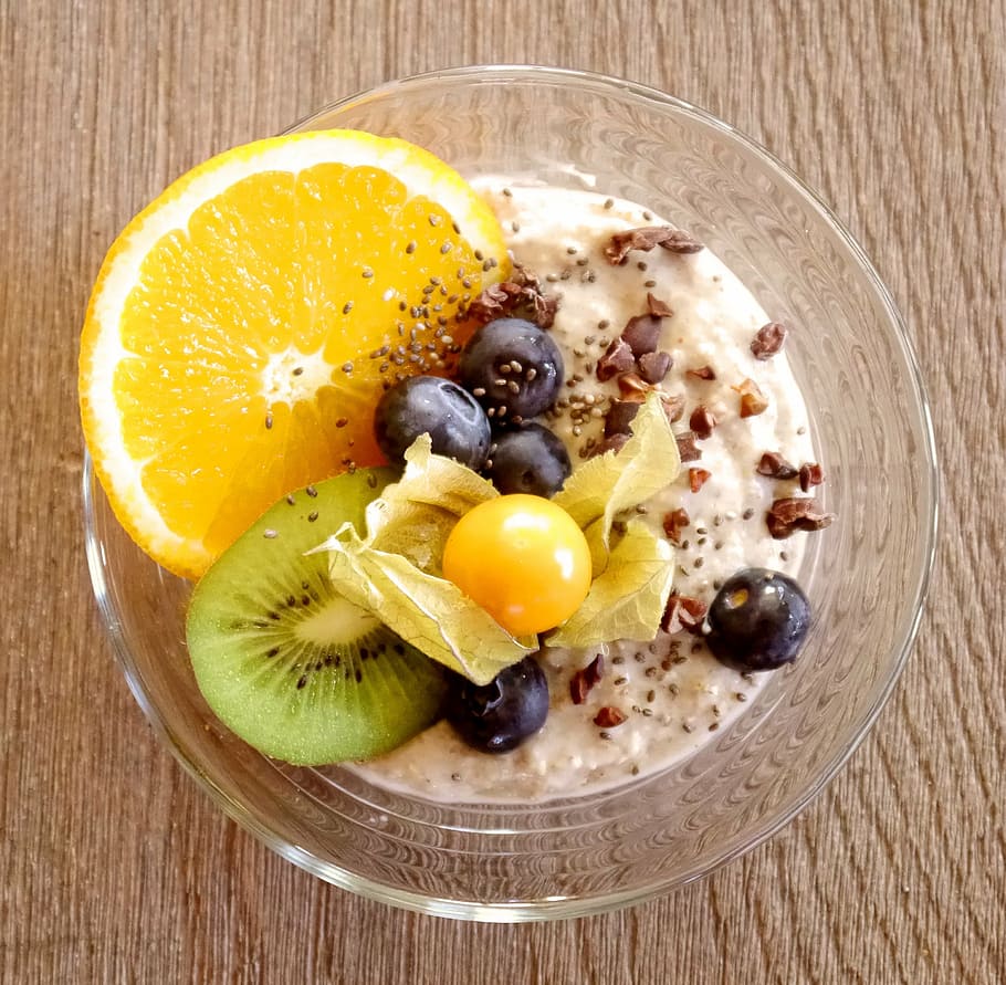 Simple Porridge Recipes porridge muesli breakfast vegan1